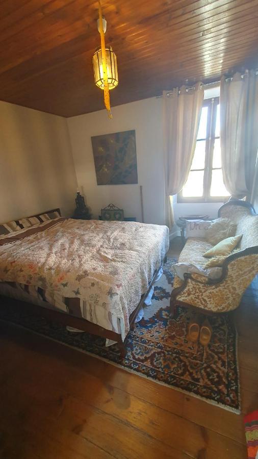 La Peau Bed & Breakfast Maire-l'Evescault Bagian luar foto